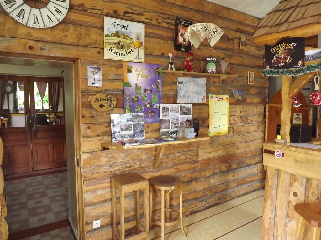 Bar Hotel Restaurant Le Margeriaz Les Déserts Exterior foto